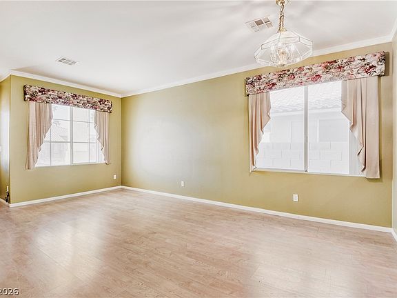 5th image of 6018 Halehaven Dr