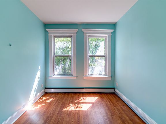 5th image of 303 Union St #1