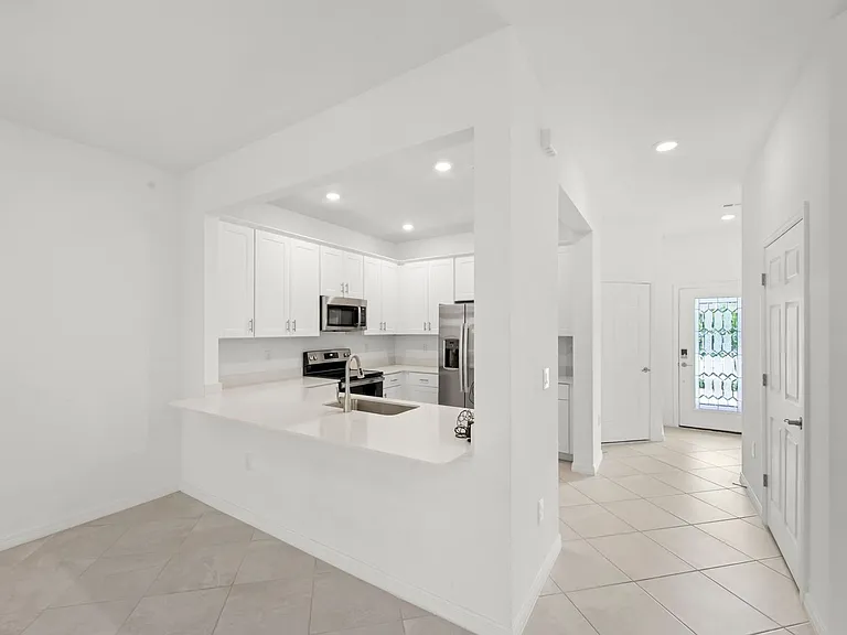 2827 Citrus St — Photo 7