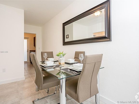 5th image of 610 74th St APT 1