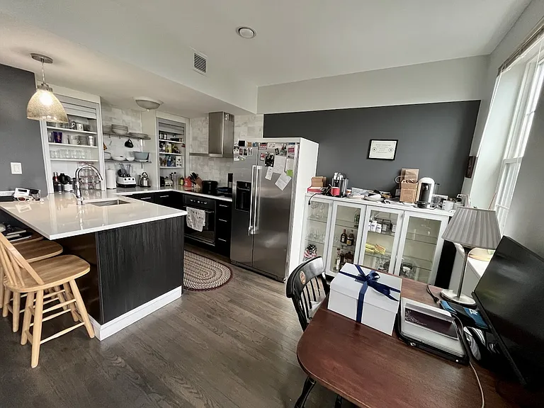 14 John Eliot Sq #6B — Photo 2