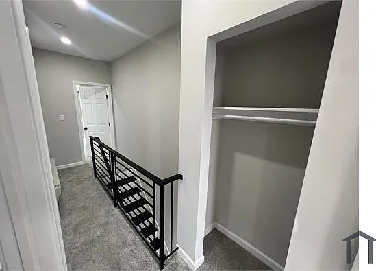 1551 N Frazier St — Photo 35