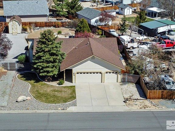 5th image of 275 Ember Dr