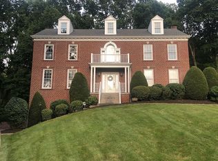 87 Nancy Dr, Mcmurray, PA 15317