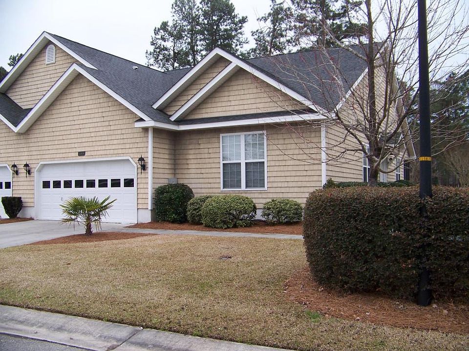 1st image of 208A Reserve Green Dr
