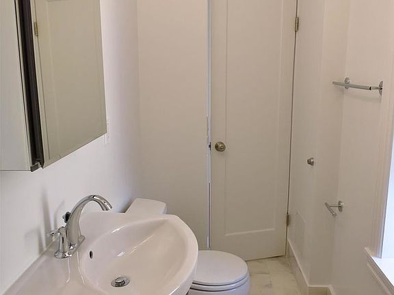5th image of 503 E 78th St APT 6A