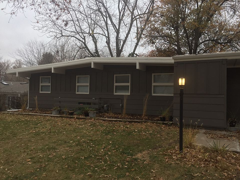 1st image of 611 Northborough Ln
