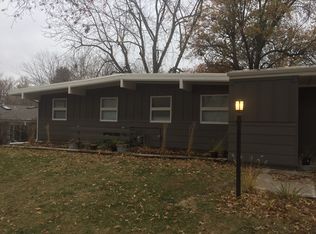 611 Northborough Ln, Lincoln, NE 68505