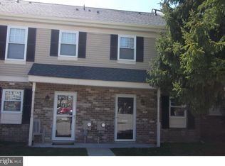 27 Yorktown Ct, Blue Bell, PA 19422