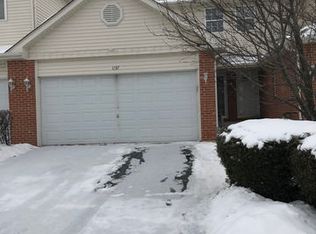 1137 Coventry Cir, Glendale Heights, IL 60139