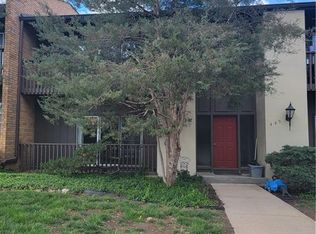 449 W 104th St UNIT A, Kansas City, MO 64114