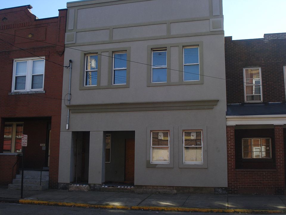 2nd image of 326 Ella St