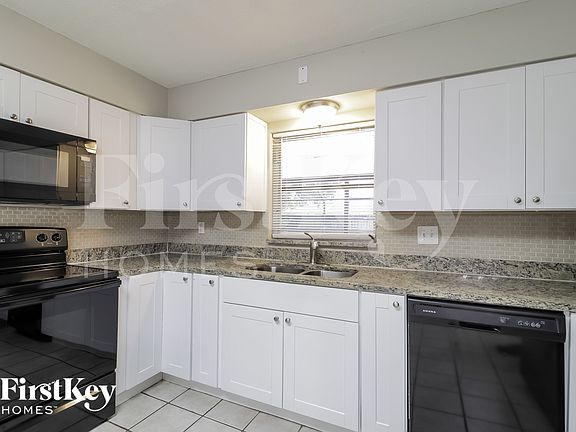 5th image of 1340 Sharon Dr