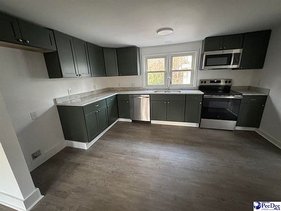 5th image of 3809 E Effingham Hwy