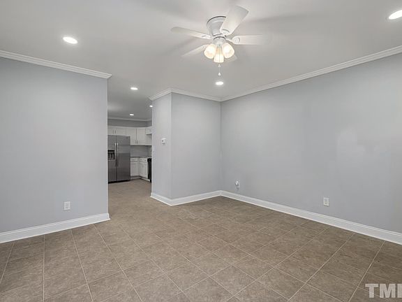 4th image of 507A West St
