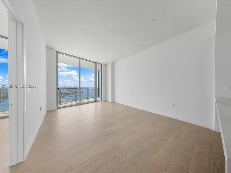 1400 Biscayne Blvd #3405 — Photo 8