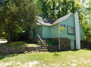104 S Mountain St, Jasper, AR 72641