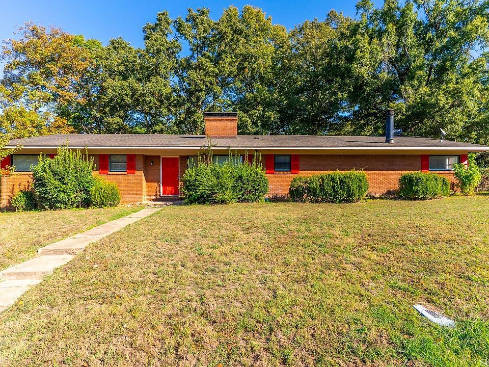 1st image of 2935 Mary Dr