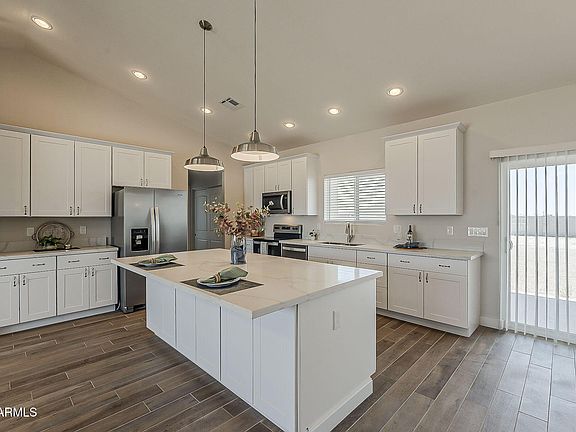 4th image of 3710 N ALGODON Drive