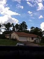 3rd image of 18521 W Sycamore Dr