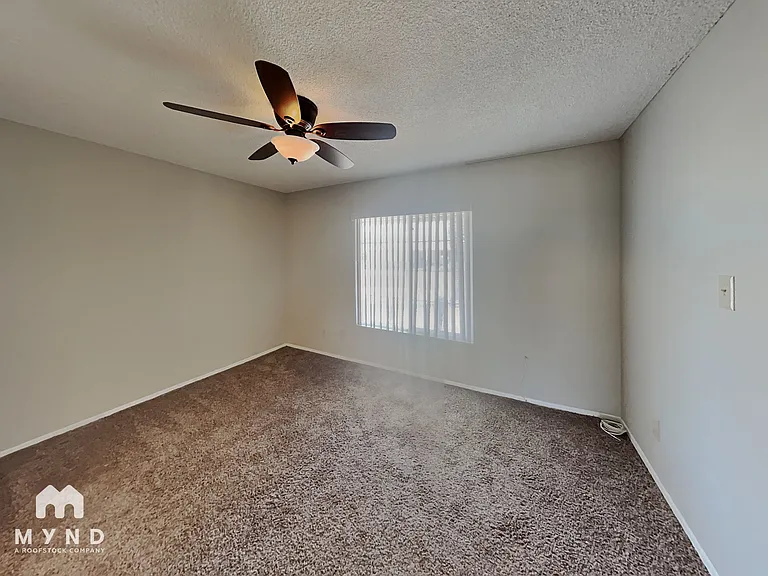 4250 E Kiowa St — Photo 24