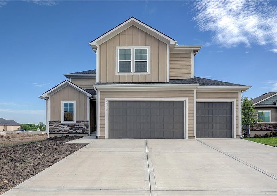1st image of 32478 W 168th Ct