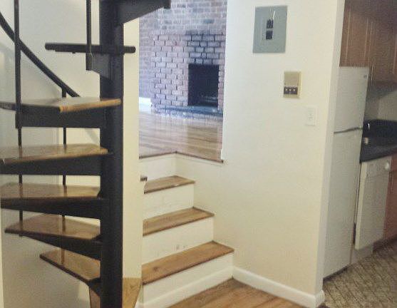 3rd image of 61 W 73rd St APT 4A