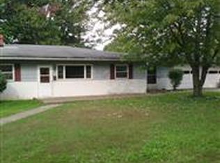 225 N West St, Bethel, OH 45106