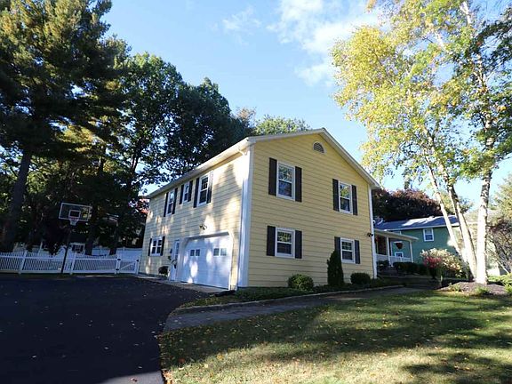 2nd image of 2508 Antonia Dr