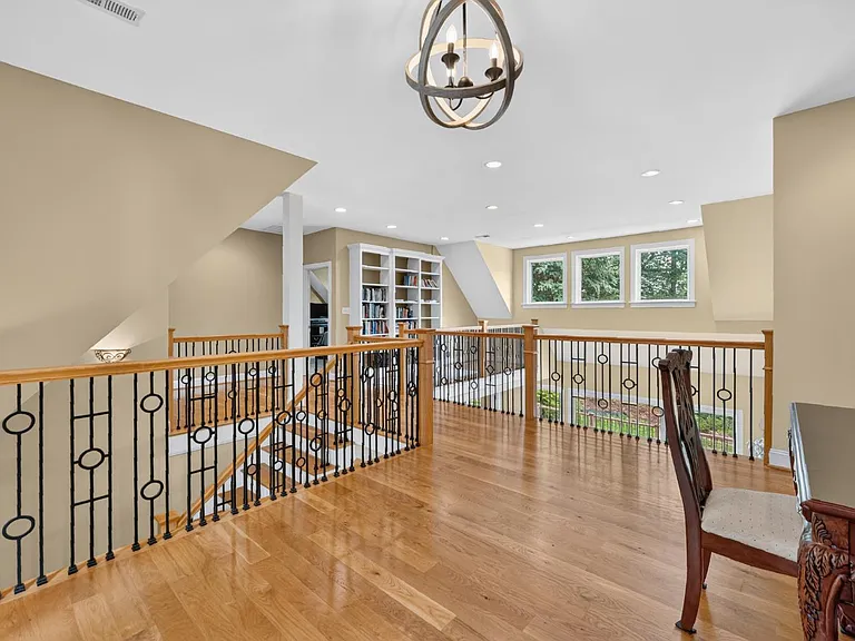 237 Golf Course Trl — Photo 36