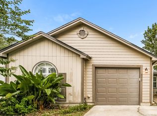 877 Gavagan Rd, Jacksonville, FL 32233