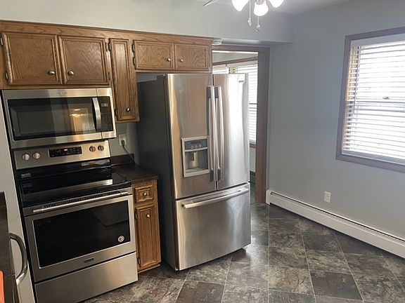 4th image of N89W16061 Main St #16061