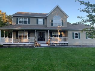 251 Fairway Dr, Wading River, NY 11792