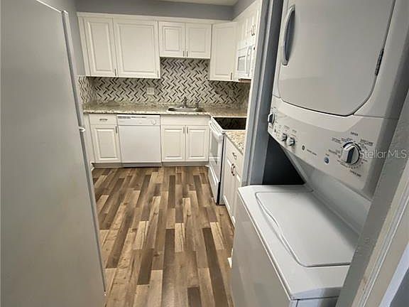 4th image of 802 Oakgrove Dr APT 140