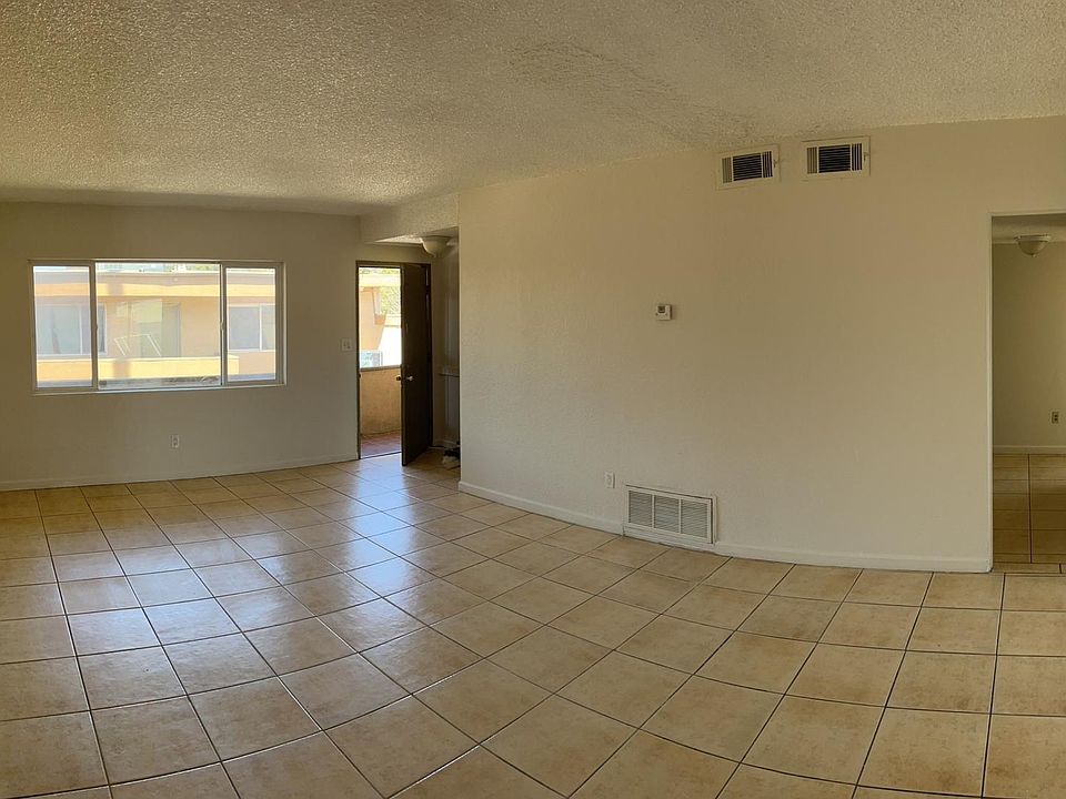 250 W Jackson St Rialto, CA Zillow Apartments for Rent in Rialto