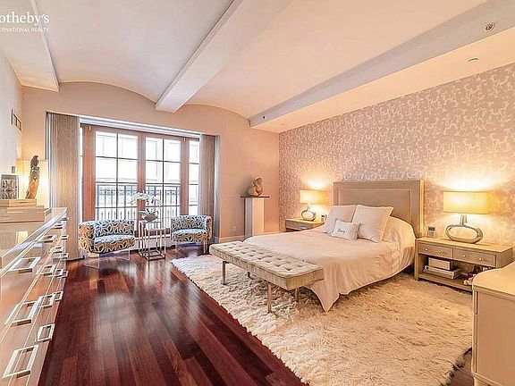 5th image of 43 W 64th St #4B