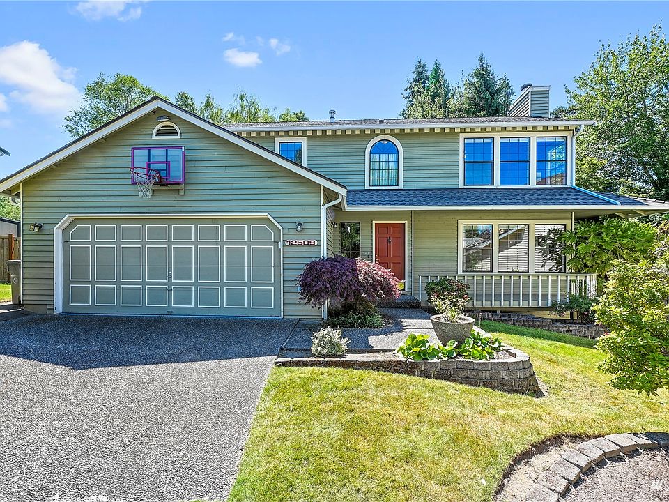 1st image of 12509 NE 167th Pl