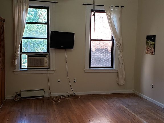 3rd image of 115-25 Metropolitan Ave APT 231