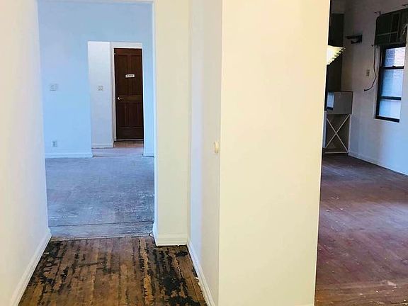5th image of 115-25 Metropolitan Ave #15