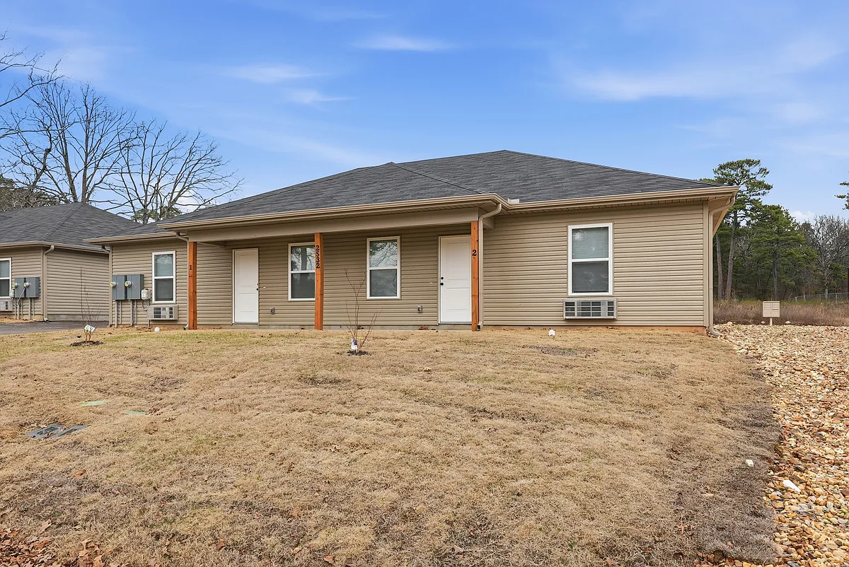 Building Photo - 2520 Hurricane Lake Rd
