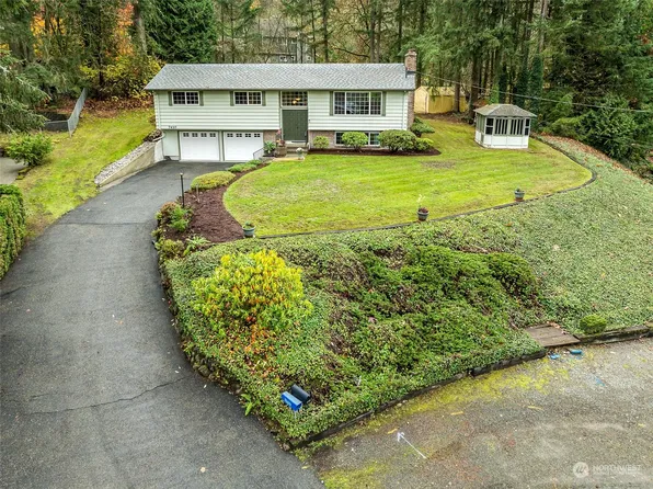 7410 86th St E, Puyallup, WA 98371