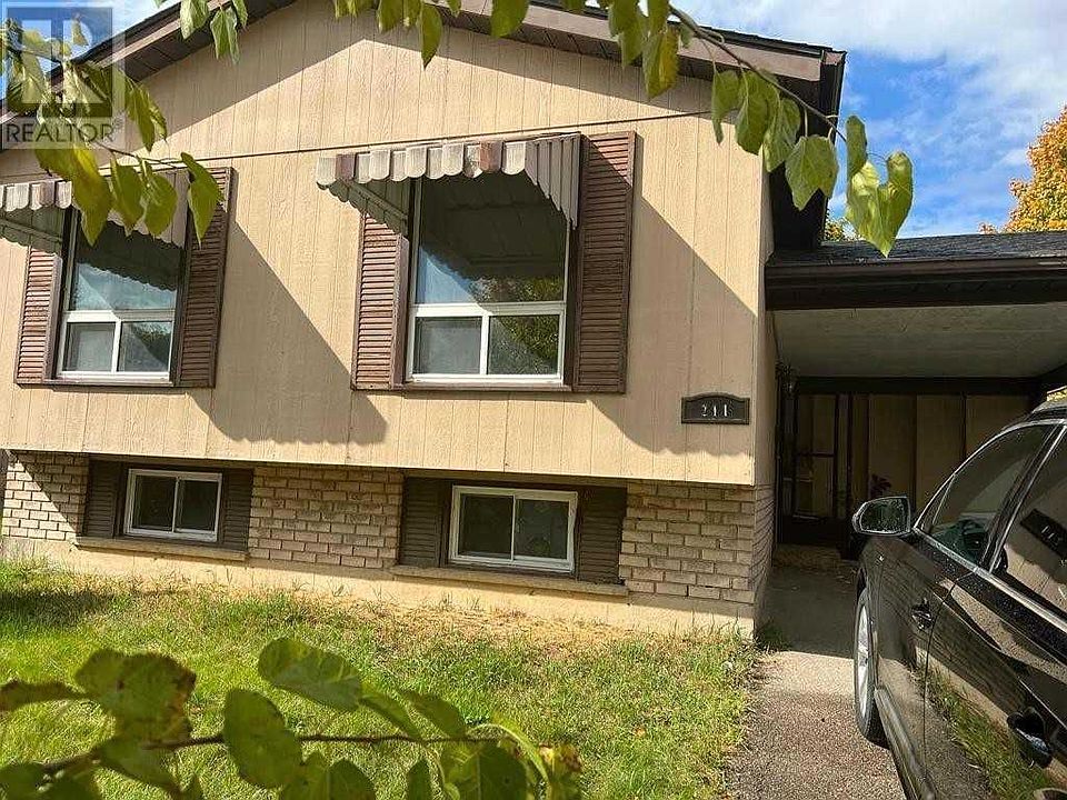 1st image of 211 Dunsdon St