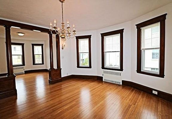5th image of 283 Revere St #1