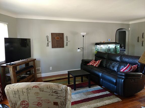 4th image of 1513 Collinsdale Ave