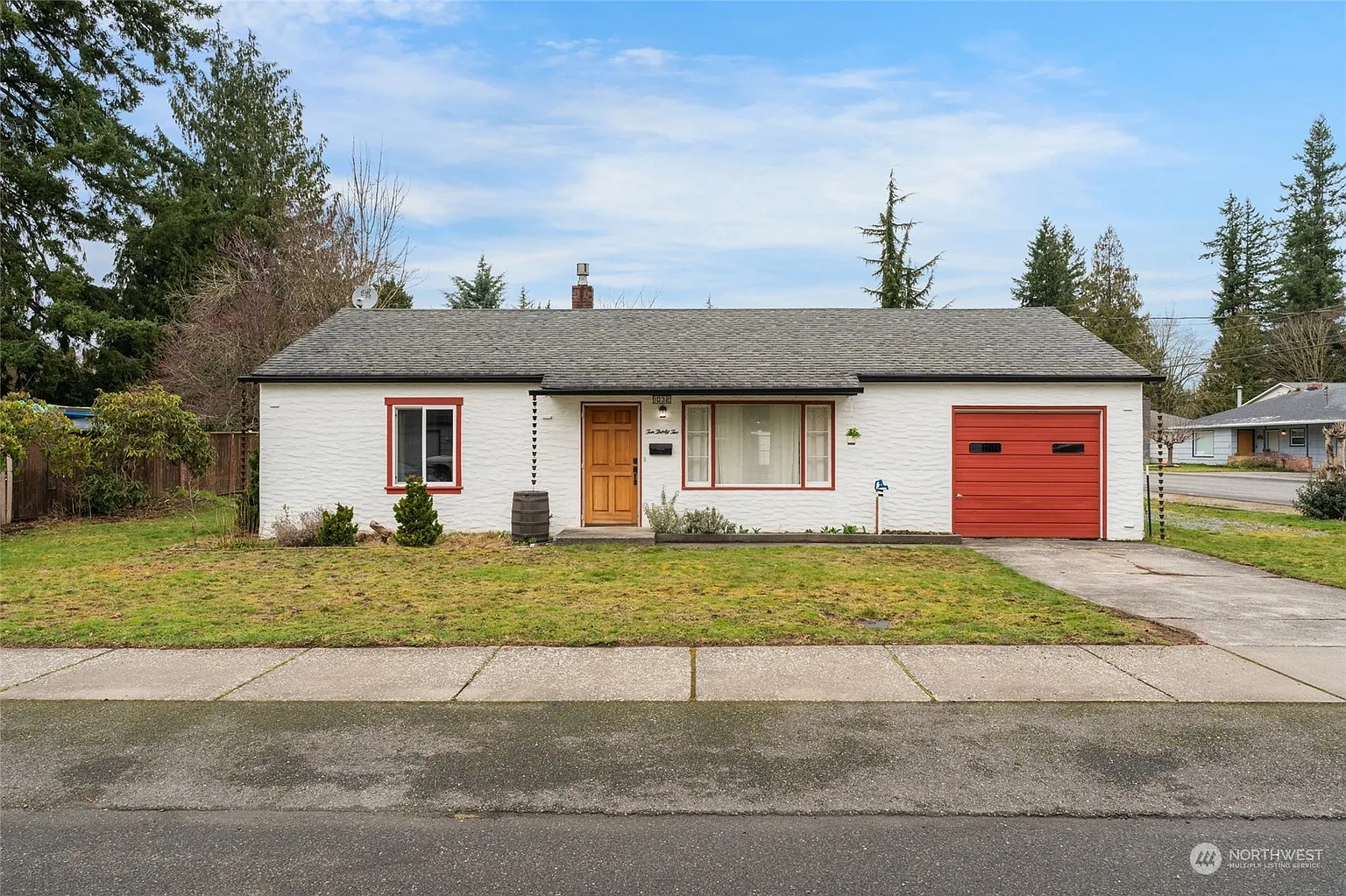 1032 Dean Drive photo 1