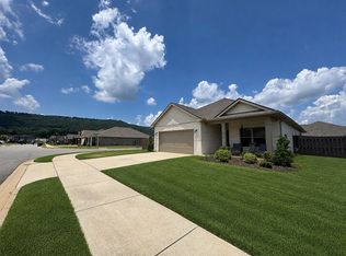6018 Margie Collins Dr, Owens X Rds, AL 35763