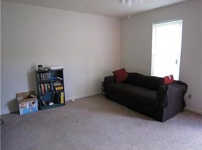 2nd image of 502 Seville Cir