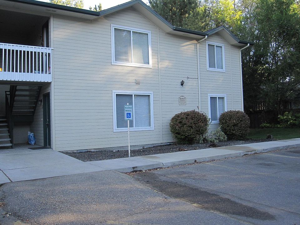 1st image of 49 N Borah St