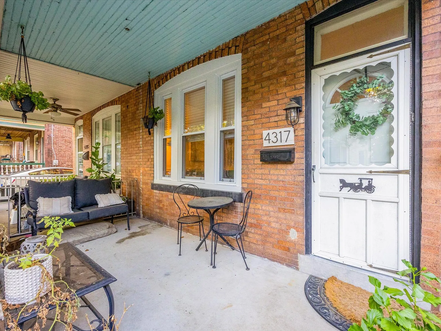 4 bed, 1.5 bath, 1760 sqft, $2,700 — Photo 4