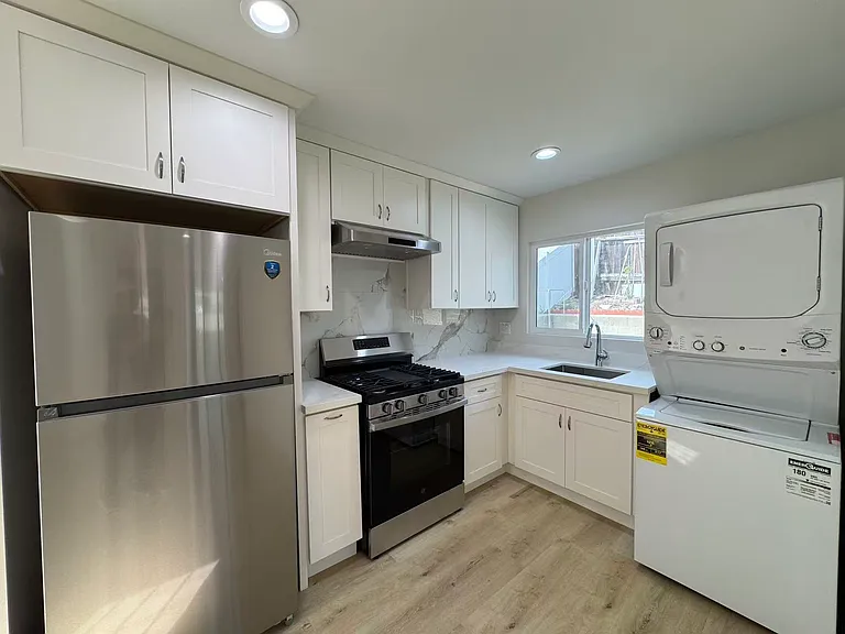 21339 Hipass Dr — Photo 8